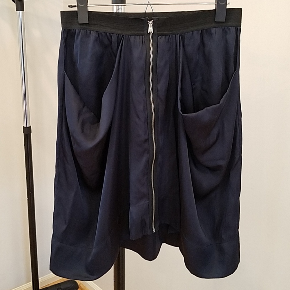 BCBG Navy Skirt Size 8 Zipper Front